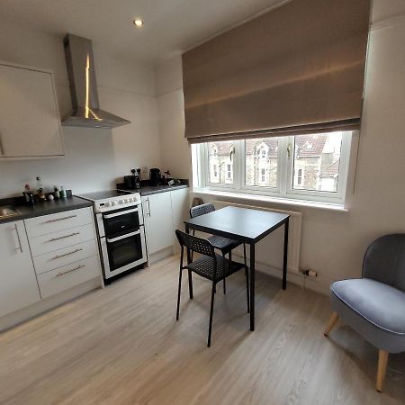 شقة Quiet Terraced House بريستول المظهر الخارجي الصورة